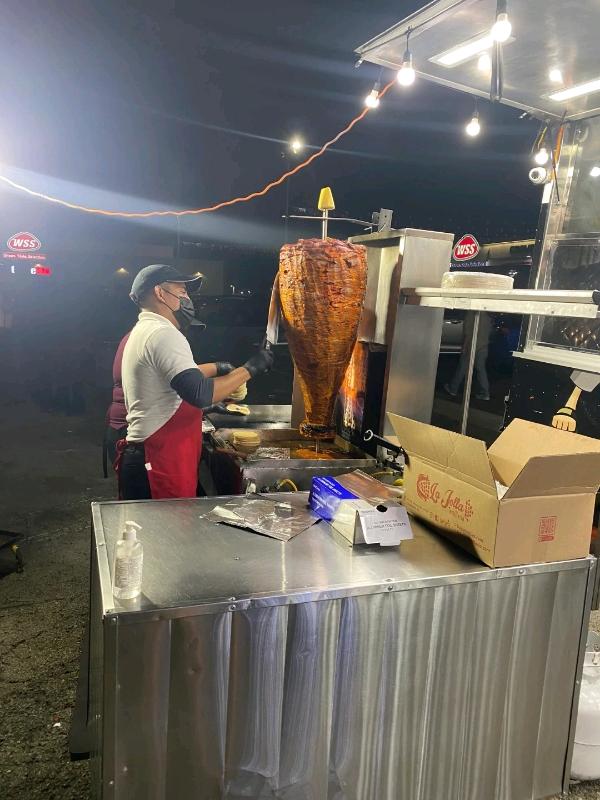 洛杉矶夜宵天花板——Leo’s Taco Truck 图 3