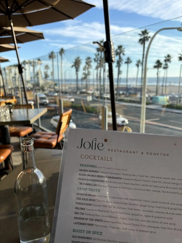 Jolie Restaurant & Rooftop 图 4